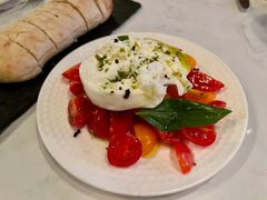 burrata&nbsp;caprese-Fiume福弥意大利餐厅