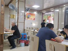 -周震馄饨