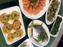 -四川小胡子海鲜(丁村万人海鲜广场店)