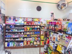 -全家便利店(襄阳南路店)