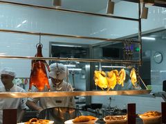 -煲王粤菜餐厅(中侨中心店)