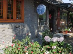 -邊城書店