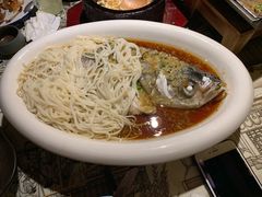 剁椒鱼头-绿茶餐厅(松江万达店)