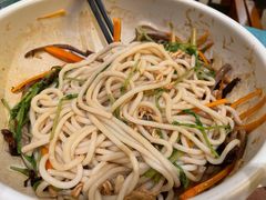 鸡丝凉米线-云海肴·汽锅鸡·云南菜(苏州中心店)
