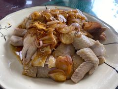 -雄仔农家菜馆·特色葱油鸡(六祖店)