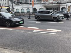 -漕溪路(地铁站)