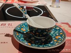 -尚尚仙·酸汤猪手·猪肚鸡火锅(华联万柳购物中心店)