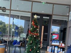 -星巴克臻选(盐城金鹰聚龙湖店)