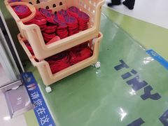 -小小王国亲子游泳俱乐部(锦辉中心)