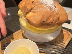 -港丽餐厅(高德置地店)