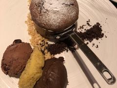 -恰餐厅及酒吧 CHAR Bar & Grill (北京丽都皇冠假日店)