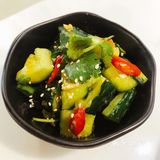 今天跟朋友吃了个超划算的套餐，饱到扶墙[胜利]