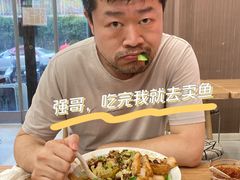 秘制脆皮猪脚饭-陆长玖古法猪脚饭(玄风桥店)