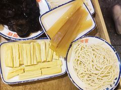 -贤合庄卤味火锅(勒泰中心店)