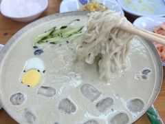 -亲昵春川鸡排(韩国美食街店)