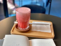 -物质生活书·酒吧