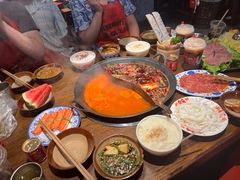 -萍姐火锅·公路夜市(武汉首店)