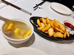 滋补养生汤-新加坡海鲜(国贸商城店)