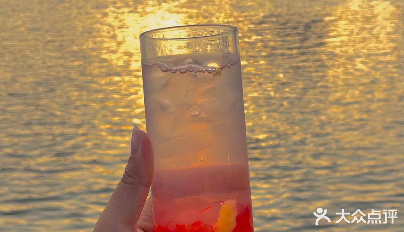 𝗩𝟳 ！你是懂浪漫的 主打一个湖畔之约🥂