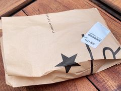-星巴克(迪士尼小镇店)