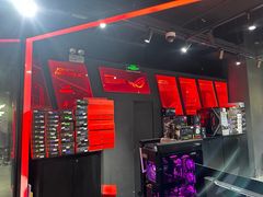 -ROG玩家国度(美罗城店)