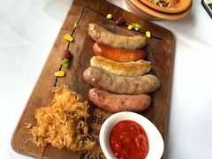 -马克西姆俄罗斯餐厅(通亚街店)