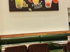 -佰搭果·广式茶餐厅(西华路店)