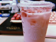 -星巴克臻选(上海中环广场2F店)