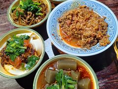 -蓝田九大碗民俗食府(蓝田店)