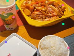-多嘴超级肉蟹煲(杉杉国潮主题店)