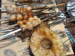 烤扇贝丁-蚝堡海鲜·威海菜·海肠捞饭·烧烤·亚洲吃蚝公司(幸福门店)