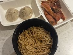 -鸿兴面馆馄饨小笼(稻香店)
