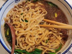 -镇南锅盖面馆(解放路店)