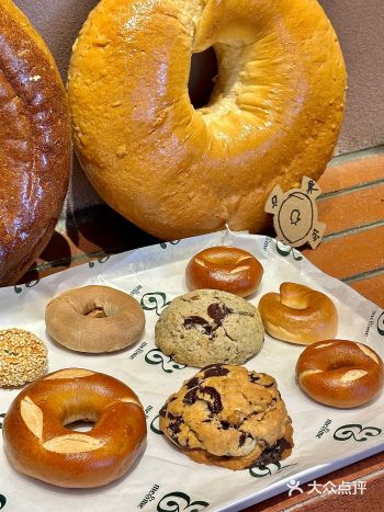 东四新店!面包脑袋来买贝果