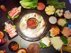 -老酉火锅(阳明古镇店)