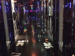 -百威KTV(恒福路店)
