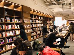 -茑屋书店(天目里店)