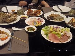 -唐拉雅秀酒店-西锦汇空中BBQ·思创餐厅