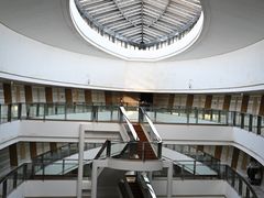 -上海滴水湖皇冠假日酒店