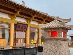 -敦煌山庄摘星阁