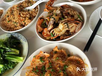#不得不吃的海鲜大餐 #海鲜大排档 #海边旅游 