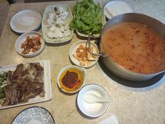 狗肉火锅-英子补身汤(海兰路店)
