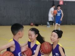 -呈康体育青少年篮球培训班(虹口店)