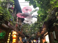 -磁器口古镇