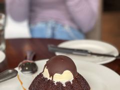 巧克力熔岩蛋糕-Chili's Cafe&Bar奇利斯(滨江店)