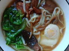 -爱月宝月嫂育儿嫂(太原店)