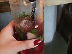 -斯普汇生蚝牛排馆(中骏世界城店)