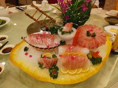 -东豪园林海鲜酒家(南港路辅路店)