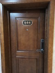 -莲芯花月子会所