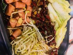 -川渝窈妹纸包鱼·齐齐哈尔烤肉